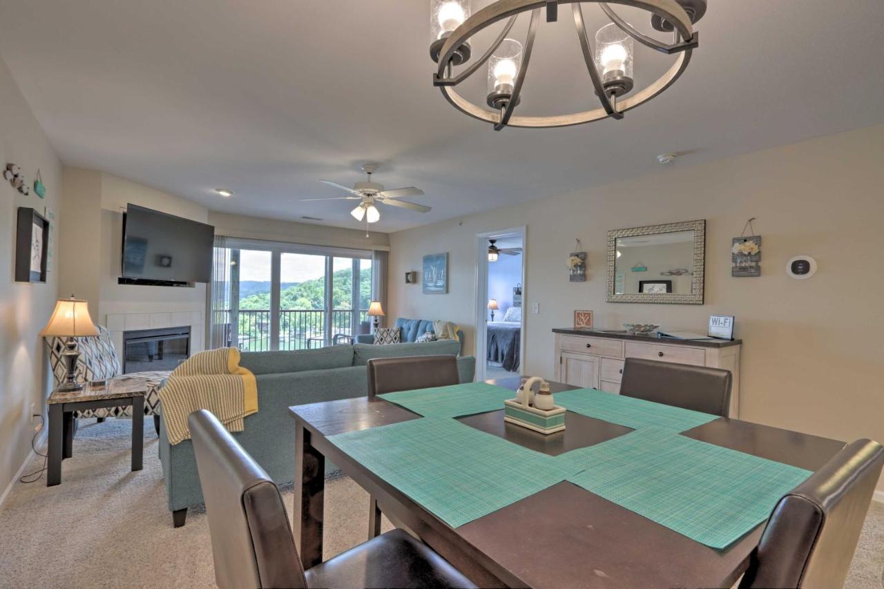 The Lake Escape With Balcony And Pool Access! Camdenton Exterior photo